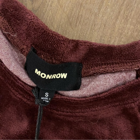 Monrow Velvet Set - Picture 4 of 6